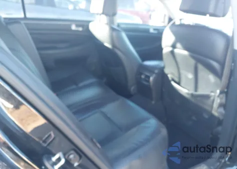 2014 Hyundai Genesis 3.8 из США, поврежденный, VIN KMHGC4DD9EU262900